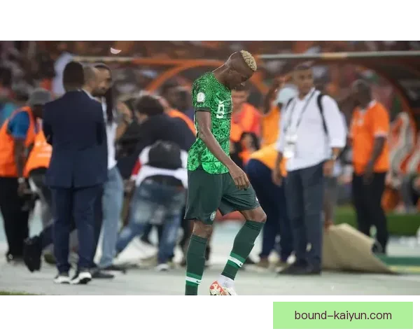 奥斯梅恩谈及偶像与榜样，展现足球人应有的精神追求启发