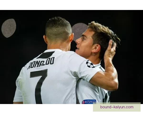 足球赛事判罚尺度引热议，VAR介入频次与准确性成焦点